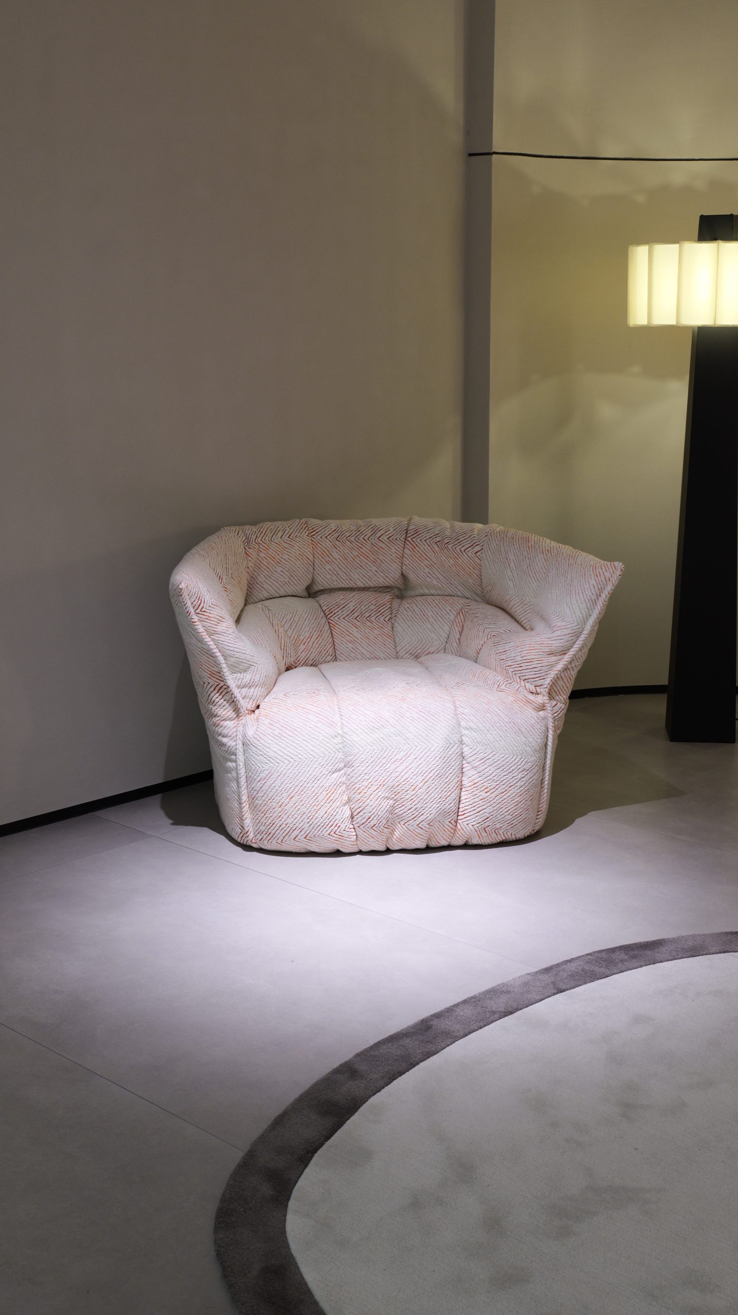 Nero Armchair 2