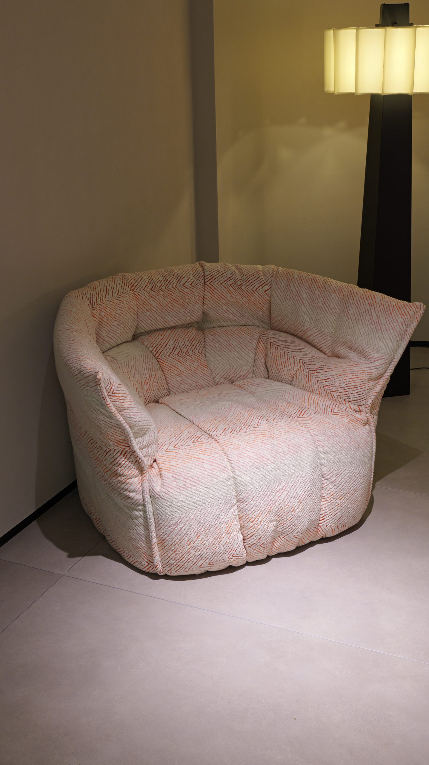 Nero Armchair 3