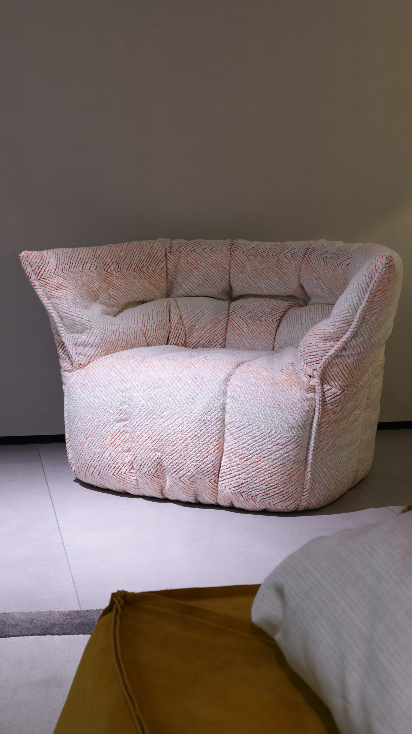 Nero Armchair 4